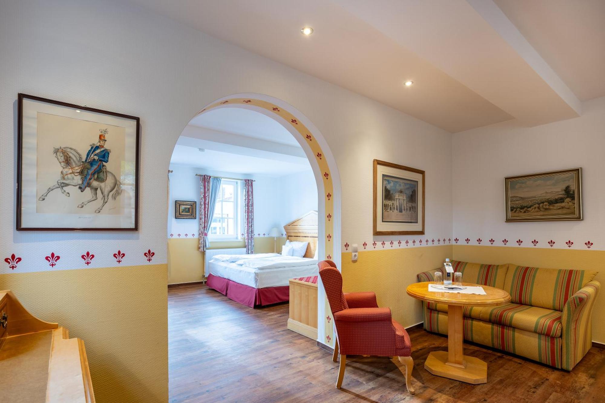 Burghotel Staufenberg Staufenberg  Εξωτερικό φωτογραφία