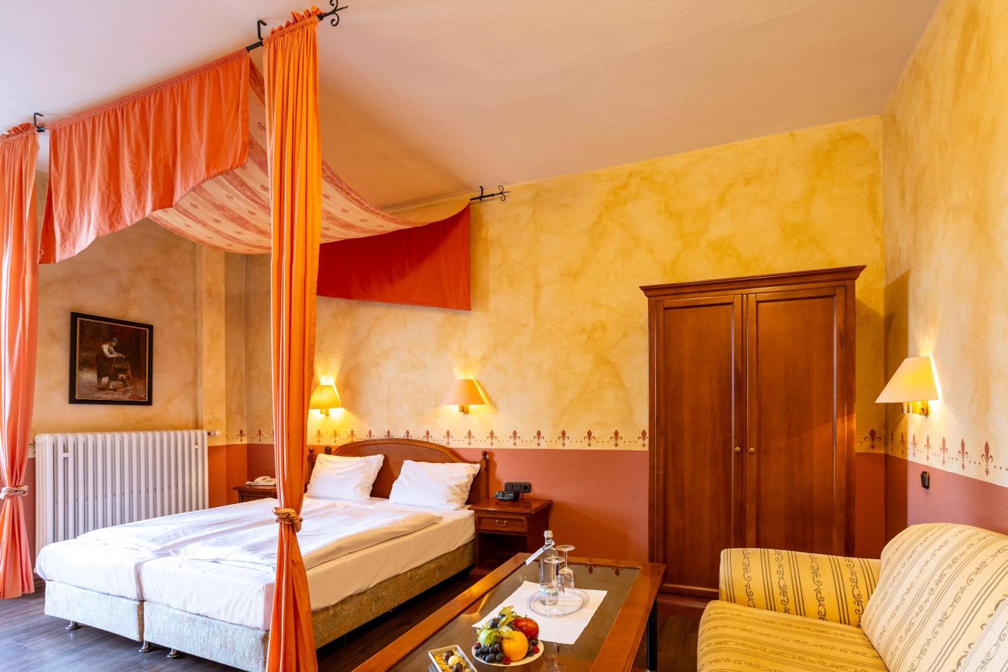 Burghotel Staufenberg Staufenberg  Εξωτερικό φωτογραφία