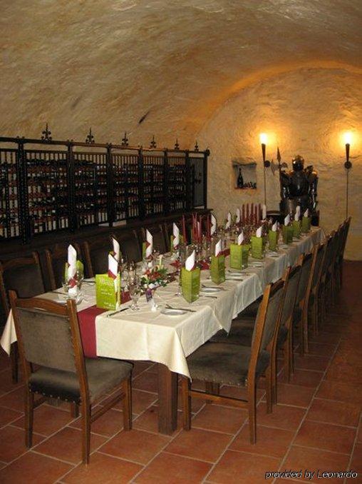 Burghotel Staufenberg Staufenberg  Εστιατόριο φωτογραφία